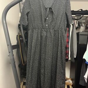 Piper and scoot nursing friendly dress